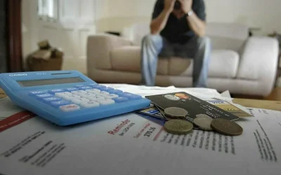 «Тиімсіз жұмыс істеп келеді»: депутат Қожаназаров Үкіметтен 40 млрд доллар көмек алған тойымсыз банктерді сынады