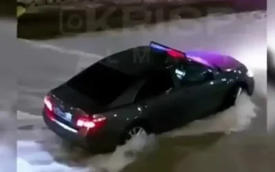 Алматыда кәмелетке толмаған жүргізуші Есентай өзеніне көлікпен түсіп кетті: Анасы да жазаланады