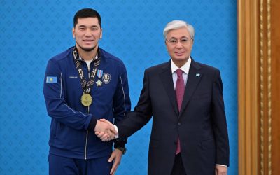 «Біз үшін жекпе-жек спортының орны қашанда бөлек»: Президент боксшыларды марапаттады