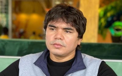 «Он жетінші баламын»: Әнші Кенжебек Жанәбілов отбасылық құпиясымен бөлісті (ВИДЕО)